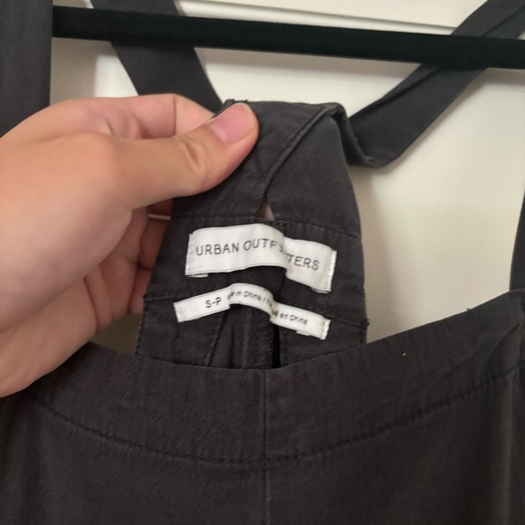 Urban Outfitters Gray Tania Slouchy Overalls Small - Picture 2 of 10